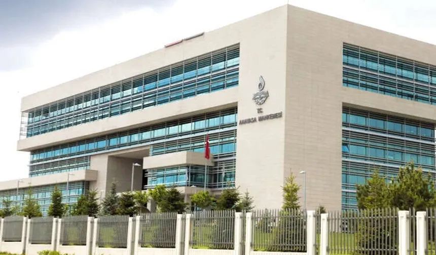 Bazı kanunlara değişiklikler yapıldı... Anayasa Mahkemesi'nin iptallerine ayar, YÖK ve TSK’da değişiklik