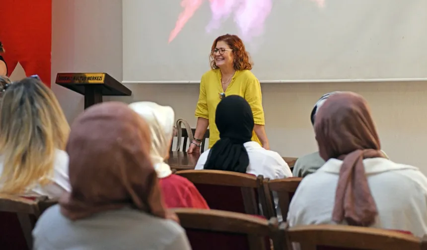 Bursa Osmangazi'de diksiyon atölyesinde yeni dönem başladı