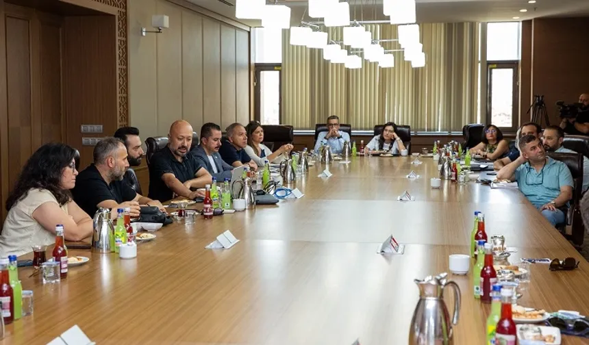 Bursa'da Atatürk Spor Salonu için akademik istişare