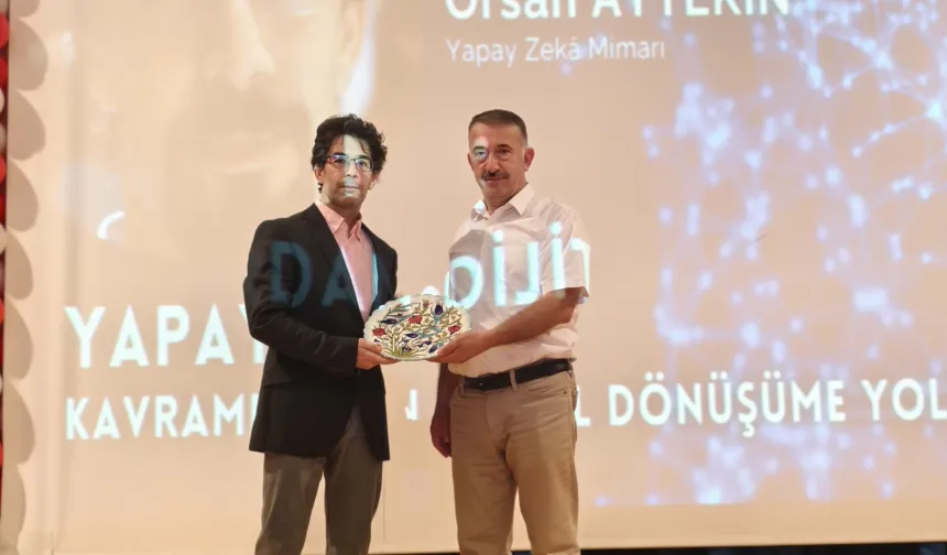 Bursa’da eğitimde yapay zekâ devrimi... Öğretmenler dijital çağa hazırlanıyor