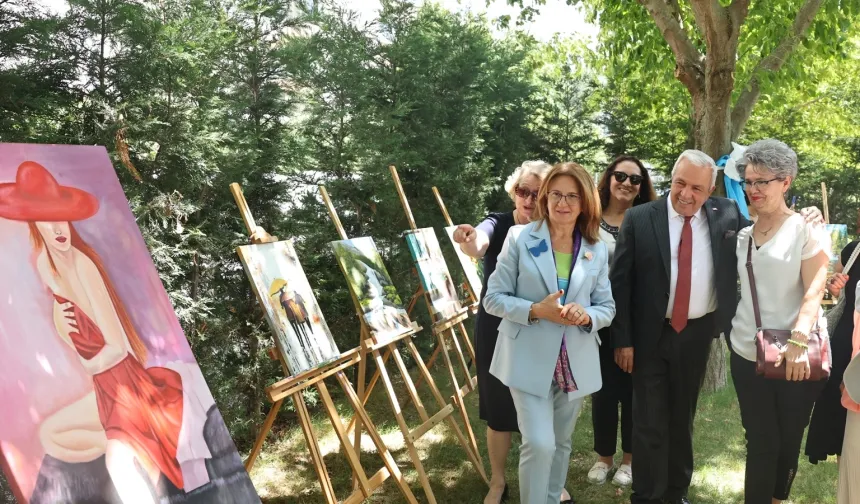 Bursa'da Olgun Gençlik Lokali’nde renkli final