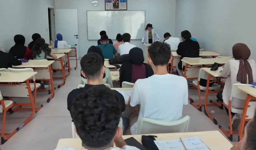 Çayırovalı öğrenciler YKS için geri sayıma başladı