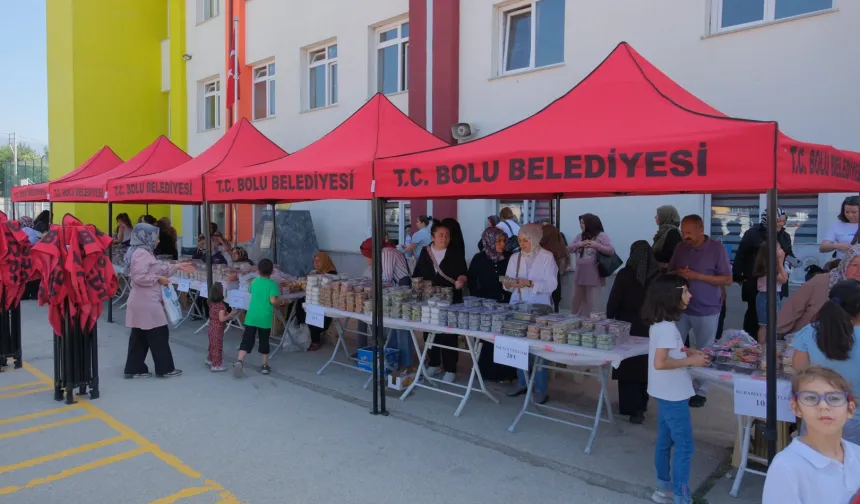 Düğün yapanlara masa-sandalye-çadır bedava
