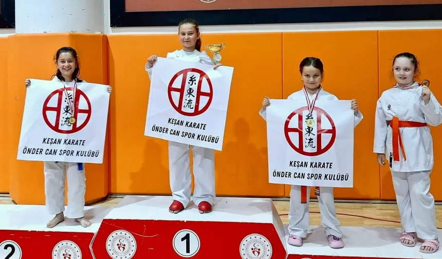Edirne İl Karate Şampiyonası’nda 16 madalya ile büyük başarı!