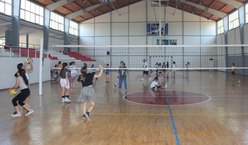 Efes Selçuk’ta çocuklar için dopdolu yaz
