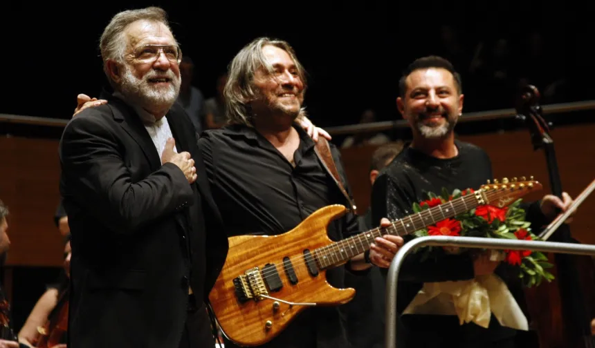 Ege'de 'Anıtsal Mekanlarda, Anıtsal Konserler'