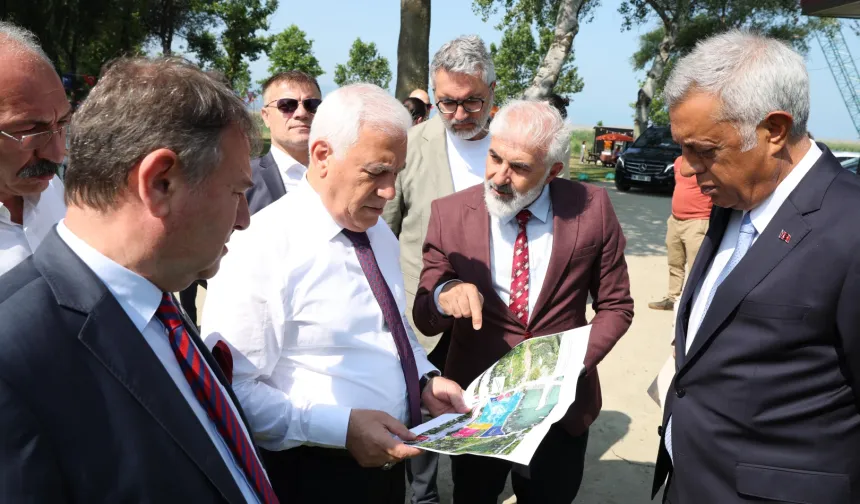 Fazıl Say'dan İznik’e özel beste