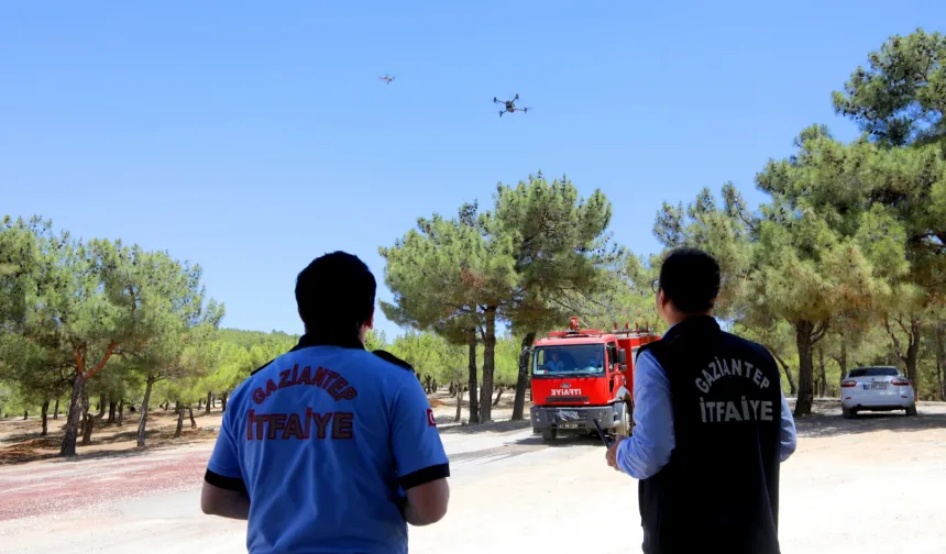 Gaziantep itfaiyesinden droneli yangın nöbeti