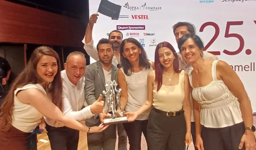 İzmir Büyükşehir Mükemmelliği Arayış Sempozyumu’ndan ödülle döndü