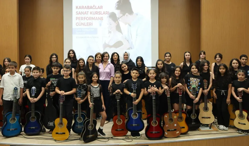 İzmir Karabağlar’da sanat dolu günler devam ediyor