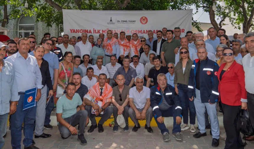 İzmir’de yangınla mücadeleye güçlü destek: 85 muhtara su tankeri
