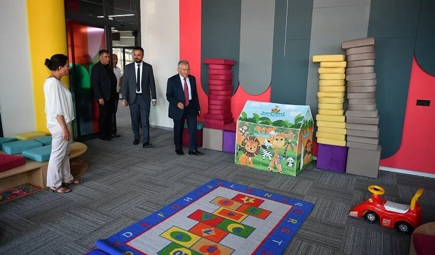 Kayseri Büyükşehir kütüphaneyi hizmete açtı