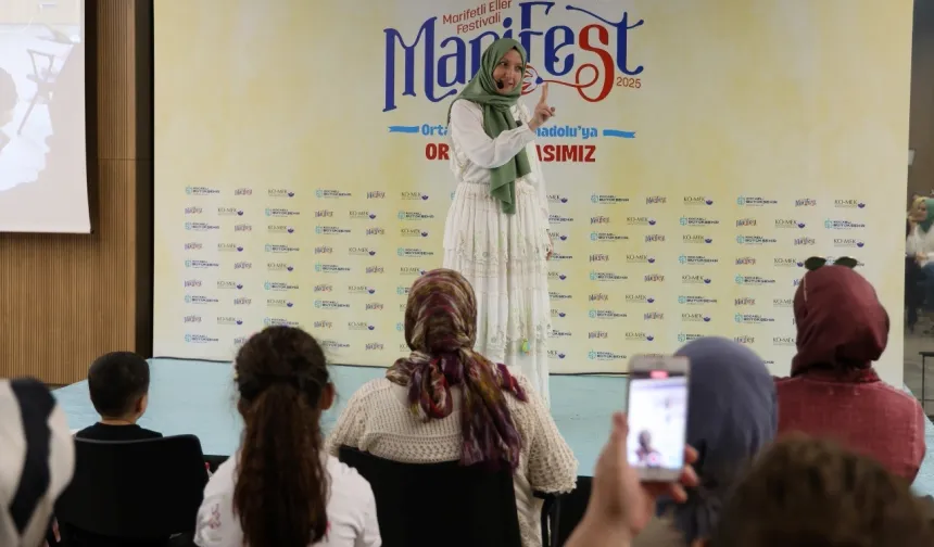Kocaeli'de minik yürekler masallarla buluştu