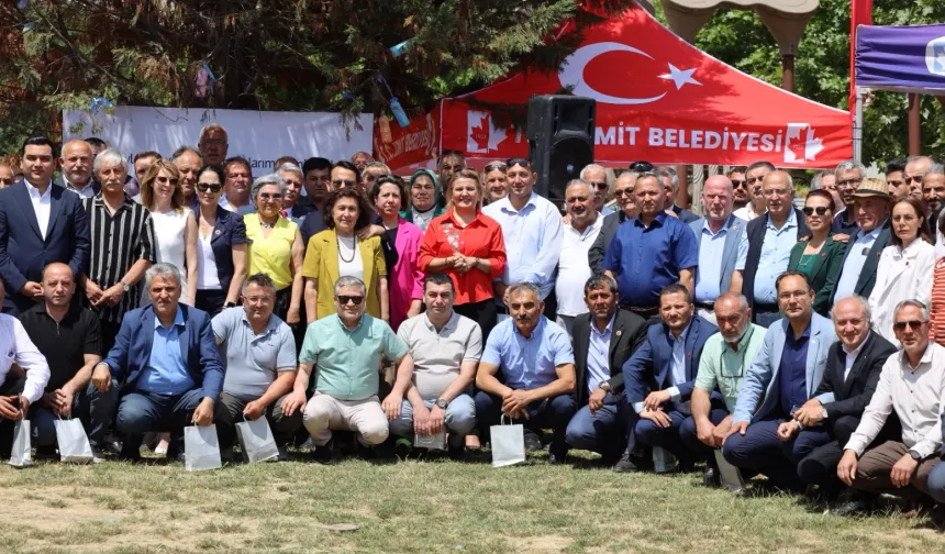 Kocaeli’nin muhtarlarına İzmit'te Babalar Günü buluşması