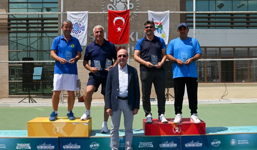Konya Selçuklu’da tenis şöleni