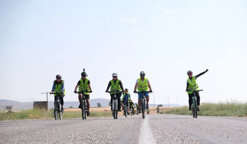 Konya’da tarihi rotada pedallar tarih ve doğa için döndü