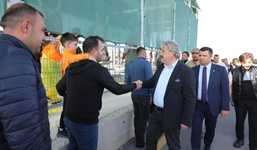 Mustafa Palancıoğlu'ndan kurban alanına ziyaret