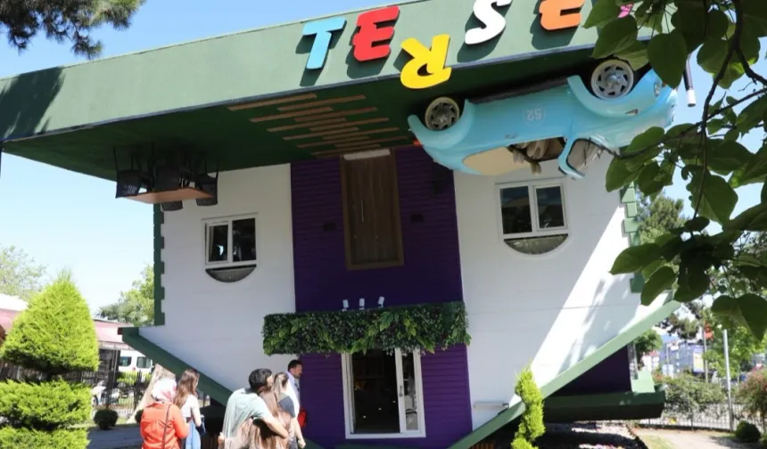 “Ters Ev” yenilenen yüzüyle misafirlerini ağırlıyor