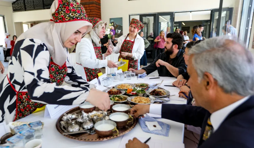 Van’da kadın kooperatifleri arasında yemek yarışması düzenlendi