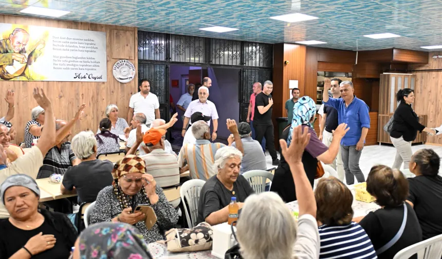 Antalya'da Başkan Uysal’dan anlamlı mesaj
