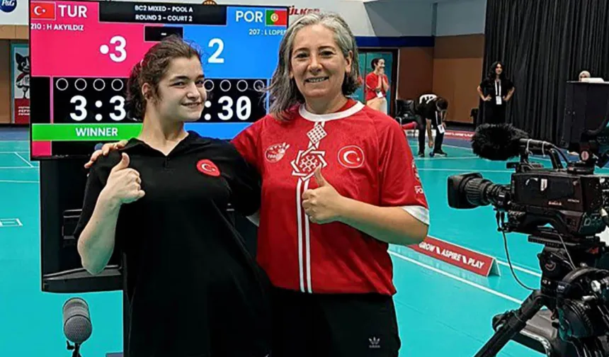 Avrupa’da Türk Bayrağı’nı dalgalandıran Sakaryalı Hüdanur’a anlamlı destek