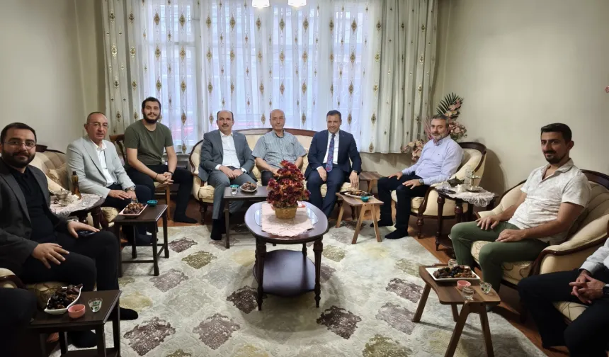 Başkan Altay'dan Konyalı hacılara ziyaret