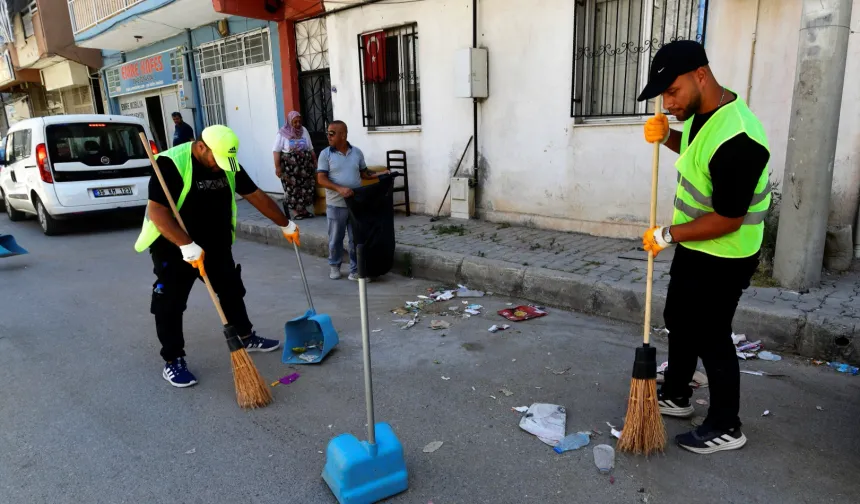 Bornova’da “Süpürge Timi” görevde