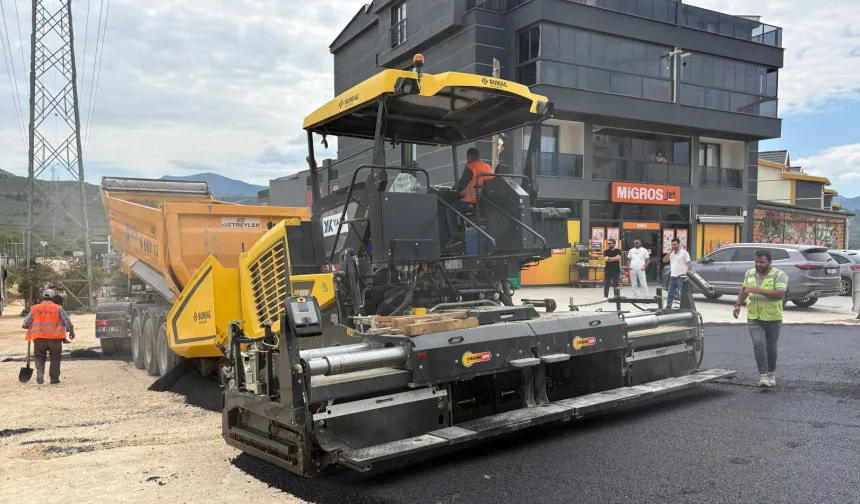 Bursa Gemlik Belediyesi'nden Umurbey'e asfalt hamlesi
