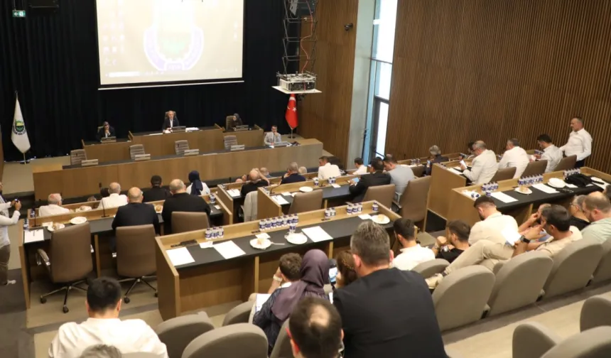 Bursa İnegöl'de bol mesajlı meclis