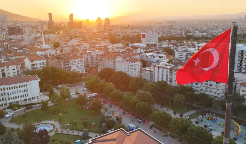 Bursa Yıldırım’da 15 Temmuz coşkusu bayraklarla yaşandı