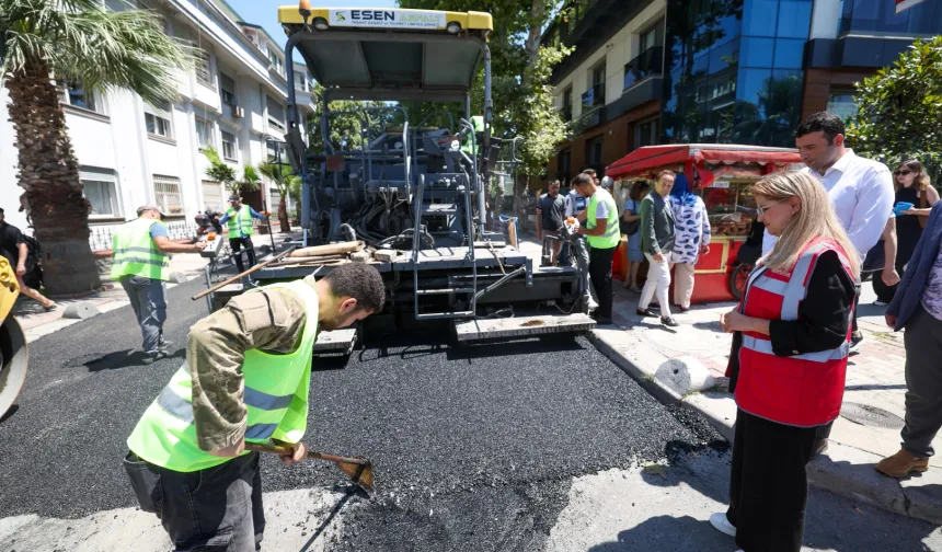 İstanbul Bakırköy'de Şenlikköy'ün yolları yenilendi