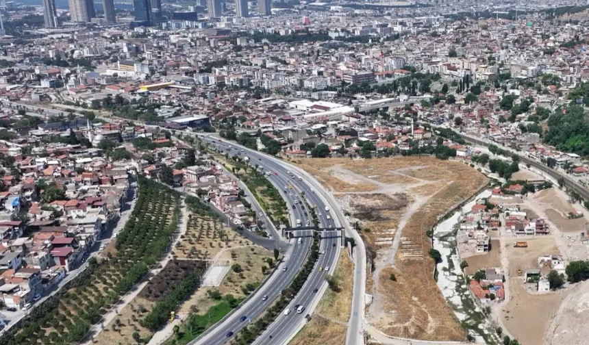 İzmir Büyükşehir Belediyesi’nden 77 bin metrekarelik rekreasyon alanı hamlesi