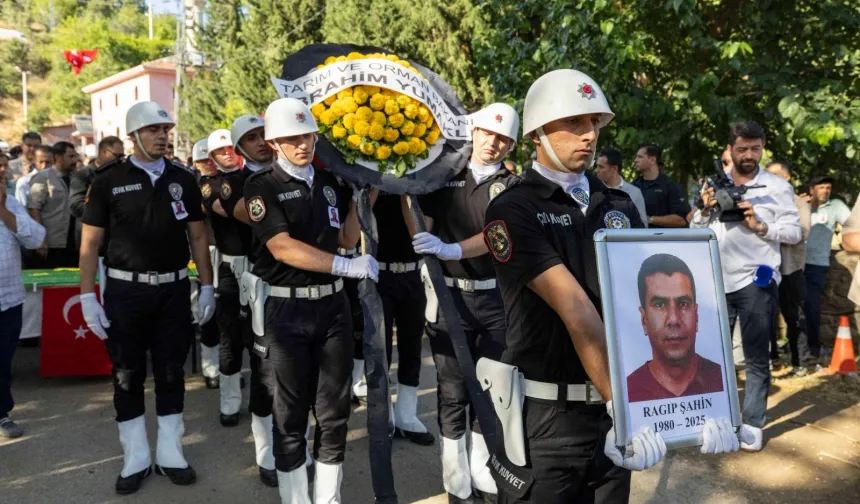İzmir'de ormanın kahraman şehidi son yolculuğuna uğurlandı