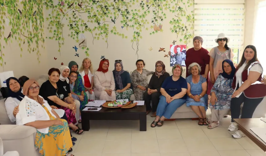 İzmit’te 50 yaş üzeri vatandaşlara “Asırlık” destek