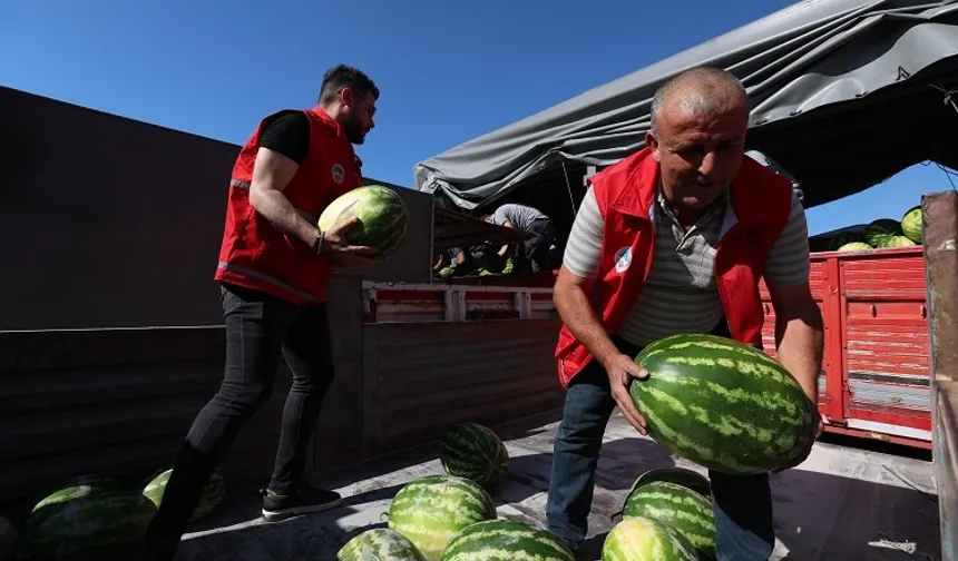 Kayseri Büyükşehir'den yaz sıcağında serinleten destek