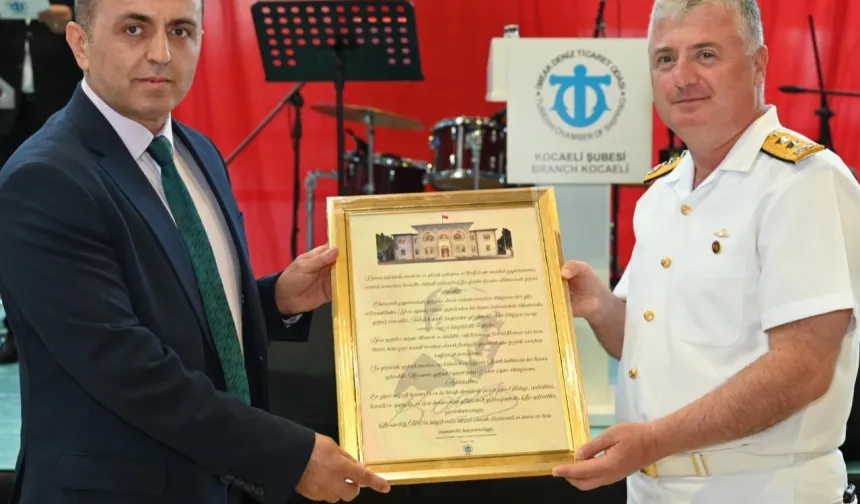 Kocaeli Büyükşehir’e anlamlı plaket