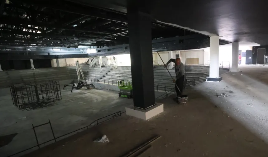 Kocaeli Çayırova’nın spor tesisi hızla ilerliyor