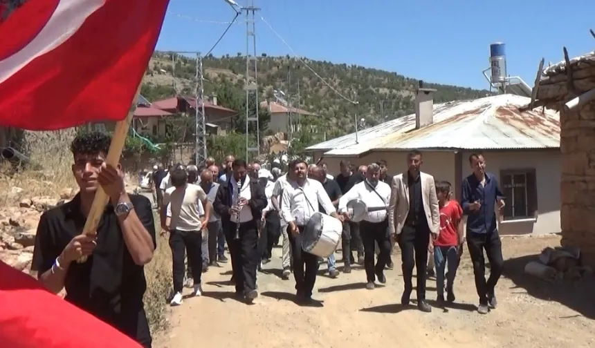 Konya Hadim'de örnek ve güvenli düğün... Silahsız, konvoysuz, geleneksel kutlama