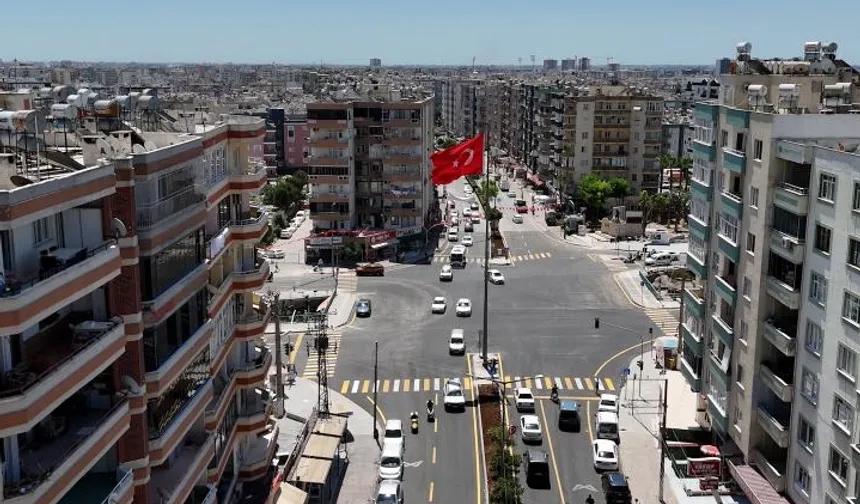 Mersin Tarsus Cetvel Kavşağı yenilendi