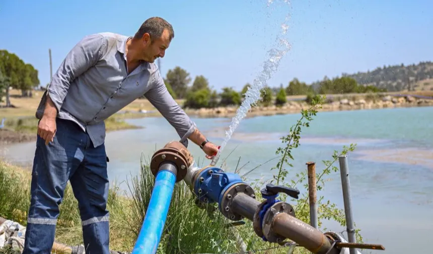 Mersin’de sulama borusu desteğiyle çiftçiye can suyu