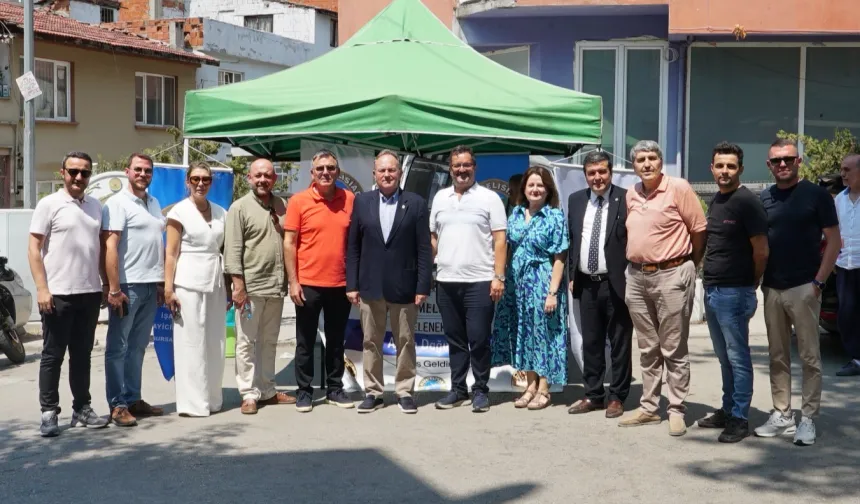 RUMELİSİAD'ın geleneksel aşuresine büyük ilgi