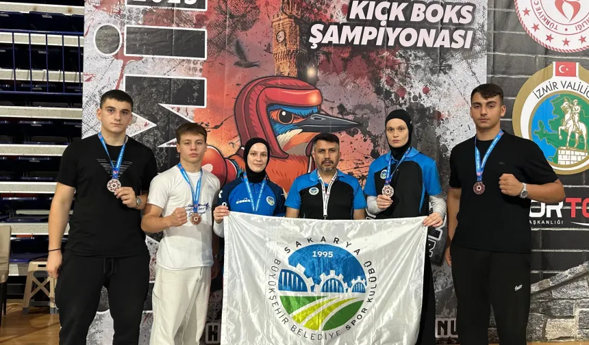 Sakaryalı Kick Boks sporcularından madalya yağmuru