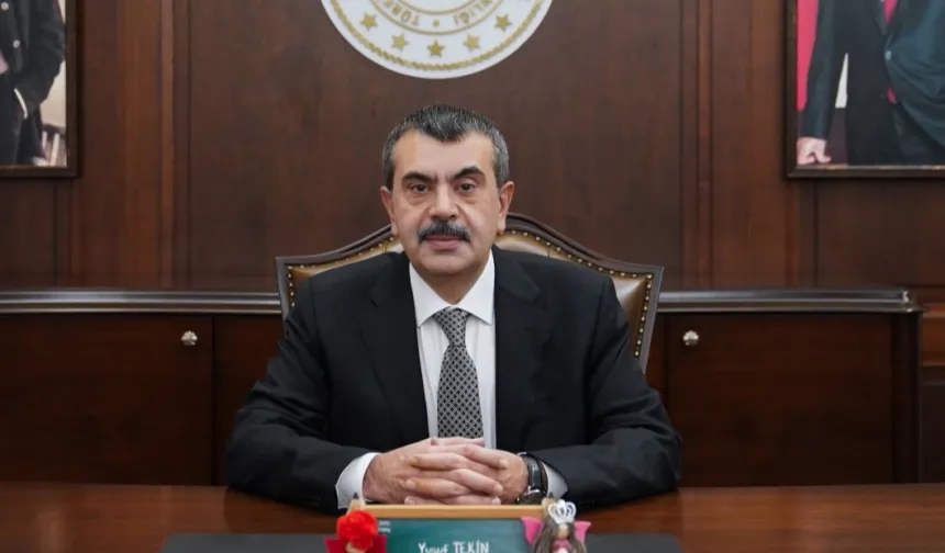 Şehit öğretmen Yılmaz'a Bakan Tekin'den anma mesajı