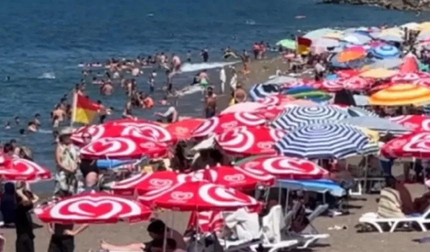 Sıcak hava tatilcileri Akçakoca’ya çekti