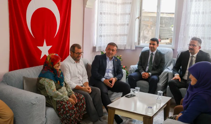 Vali Sözer'den Şehit Osman Er’in ailesine ziyaret