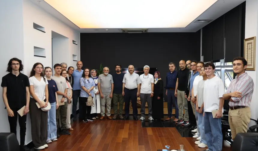 Başkan Büyükgöz, YKS başarılılarını ağırladı