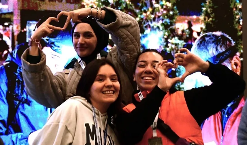 Balıkesir Büyükşehir'den 'Avlu Gece Oryantiring'i