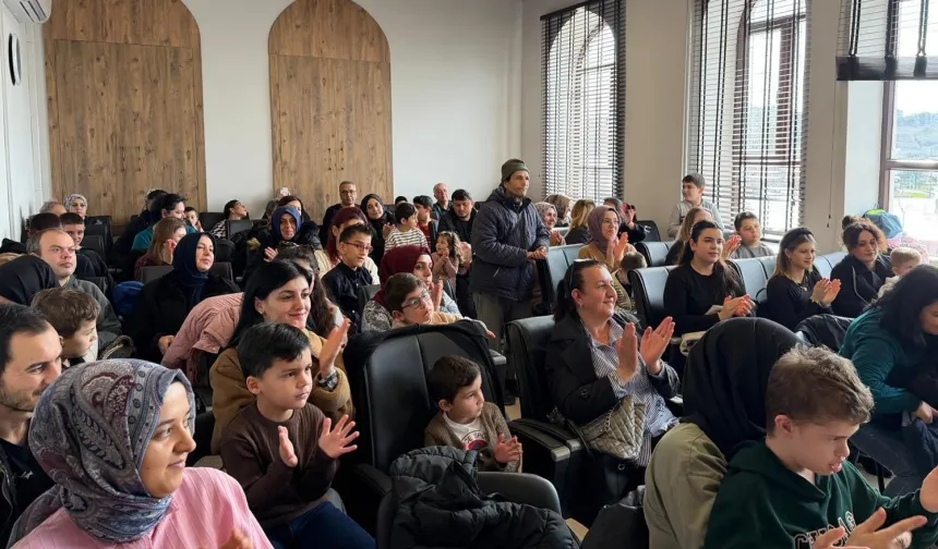 Balıkesir'de özel bireyler hipoterapi eğitimlerini tamamladı