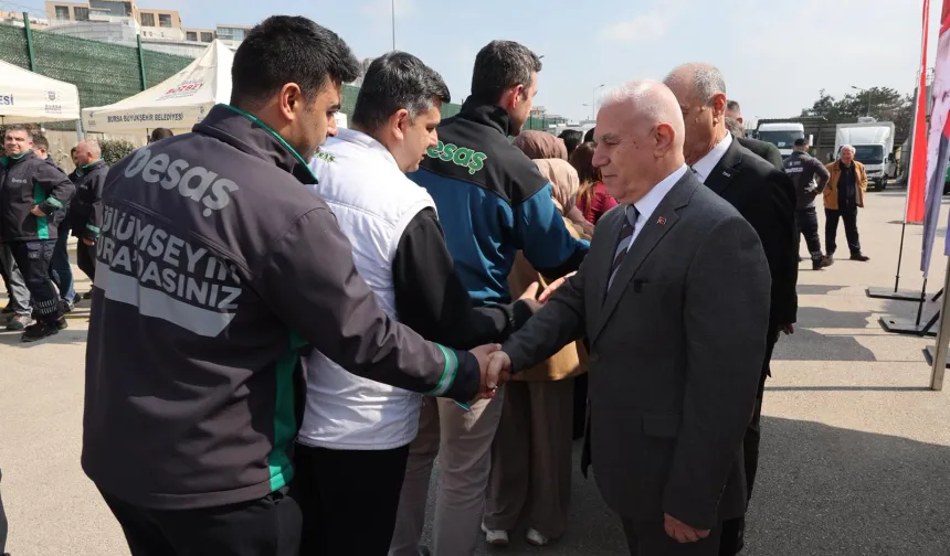 Bursa Büyükşehir ailesi bayramlaştı