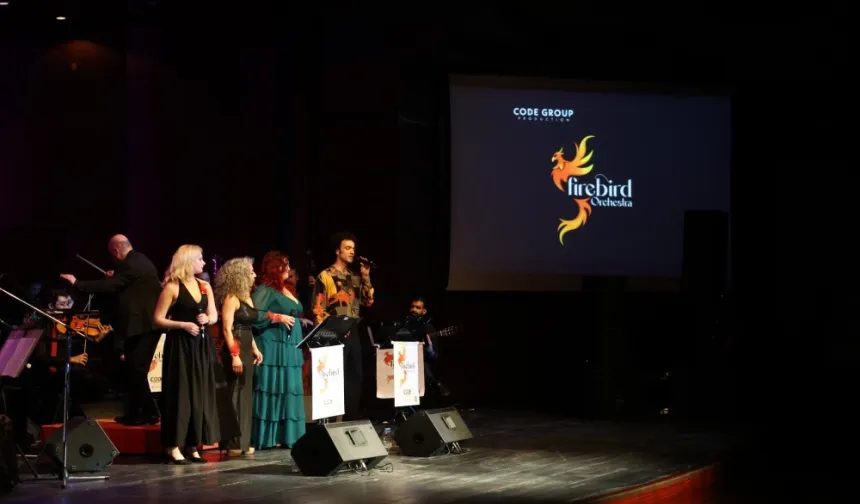 Eskişehir'de Firebird Orchestra konseri büyüledi
